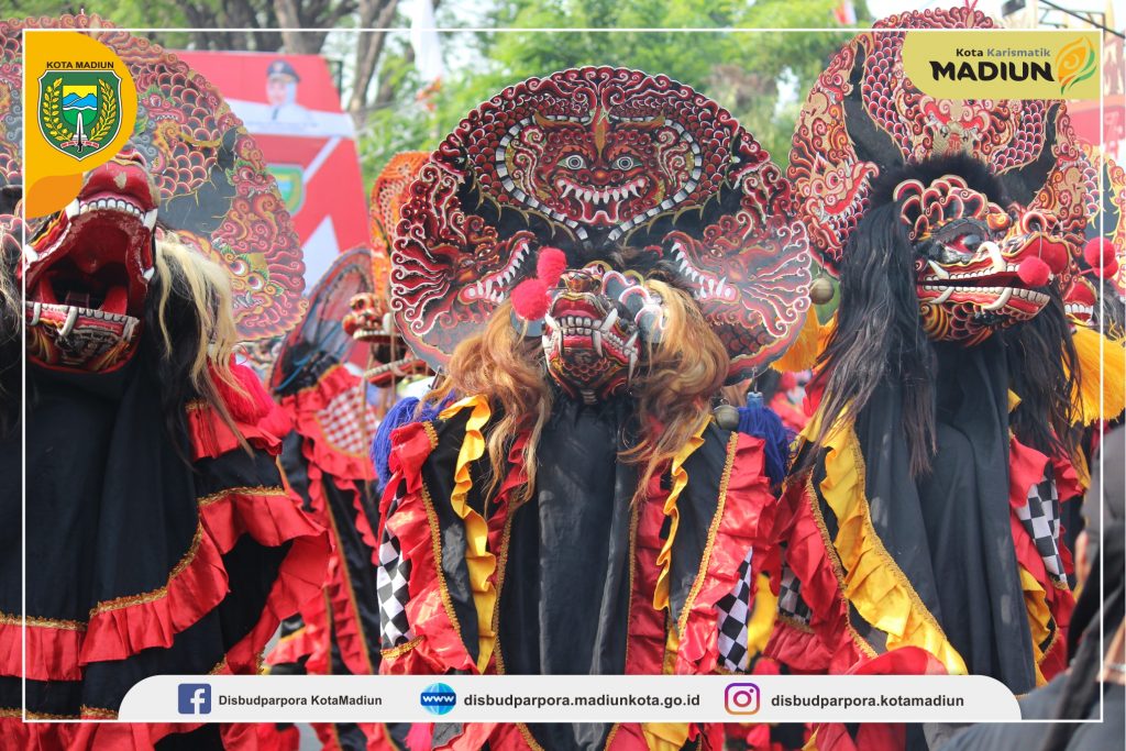Antusiasme Warga Kota Madiun Meriahkan Karnaval Kemerdekaan 2019