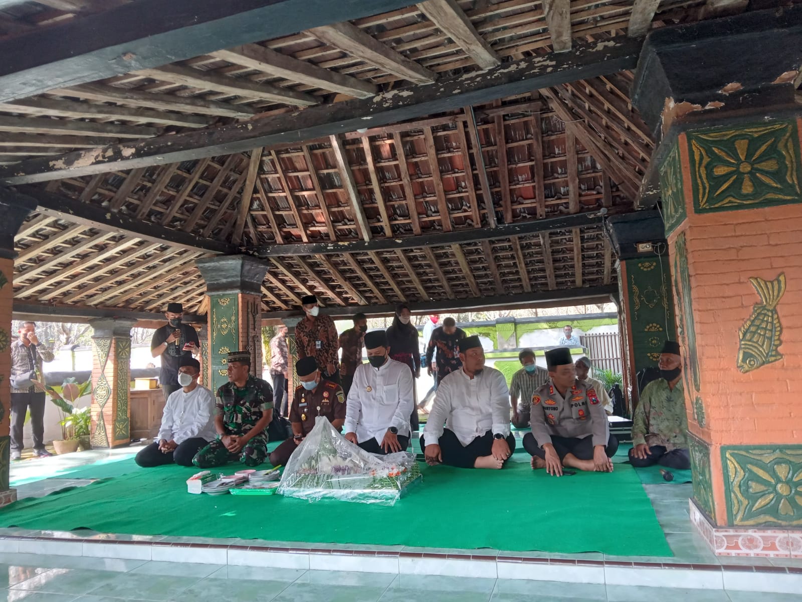 Walikota Madiun Bersama Forkompimda Ziarah Makam Pendahulu Jelang Hari Jadi Kota Madiun